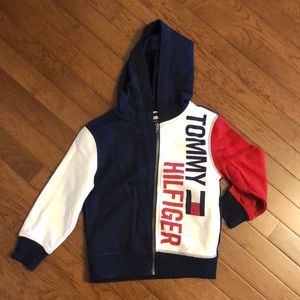 Tommy Hilfiger hoodie boys size 4